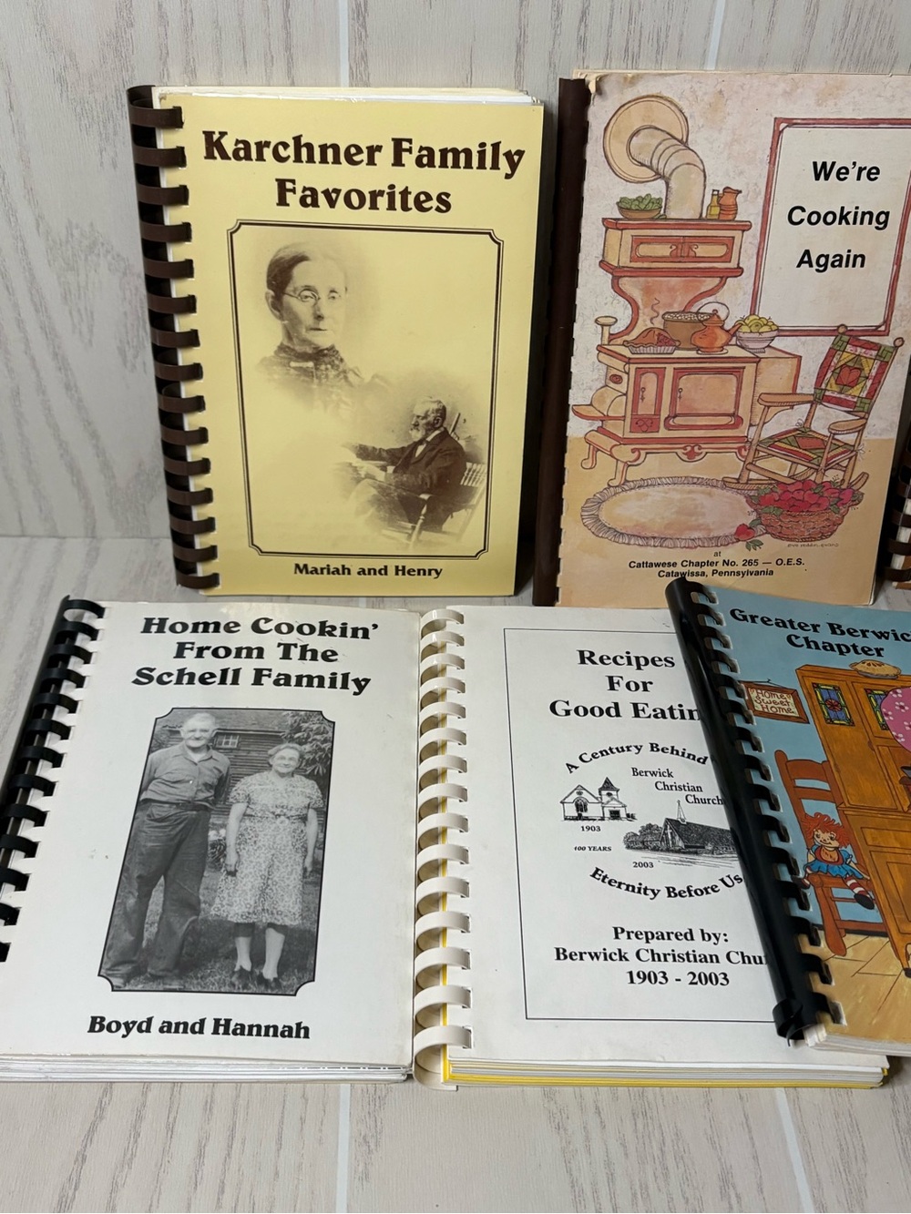 Lot of 7 Vintage Cookbooks Churches Schools Community Groups - Pennsylvania - Picture 3 of 12